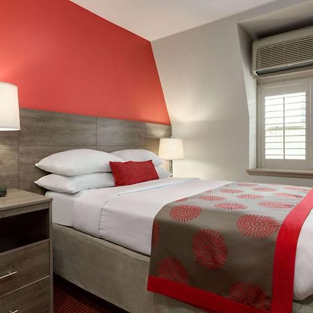 Ramada By Wyndham Oakland Downtown City Center Exteriör bild
