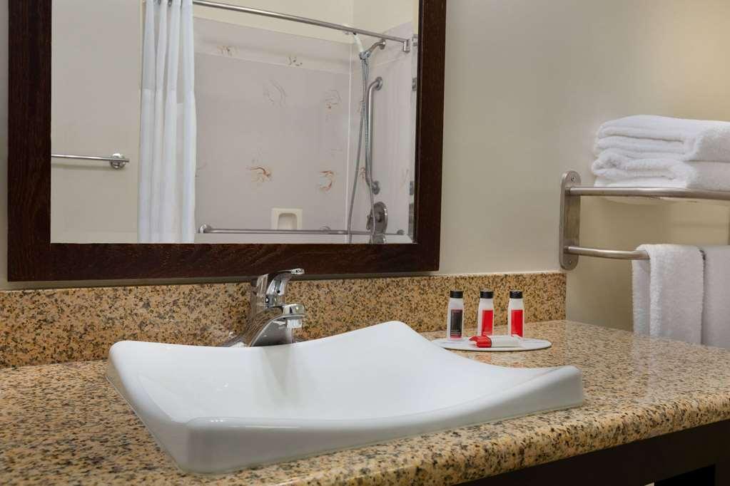 Ramada By Wyndham Oakland Downtown City Center Rum bild