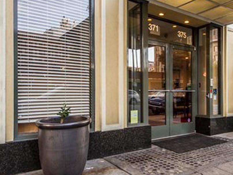 Ramada By Wyndham Oakland Downtown City Center Exteriör bild